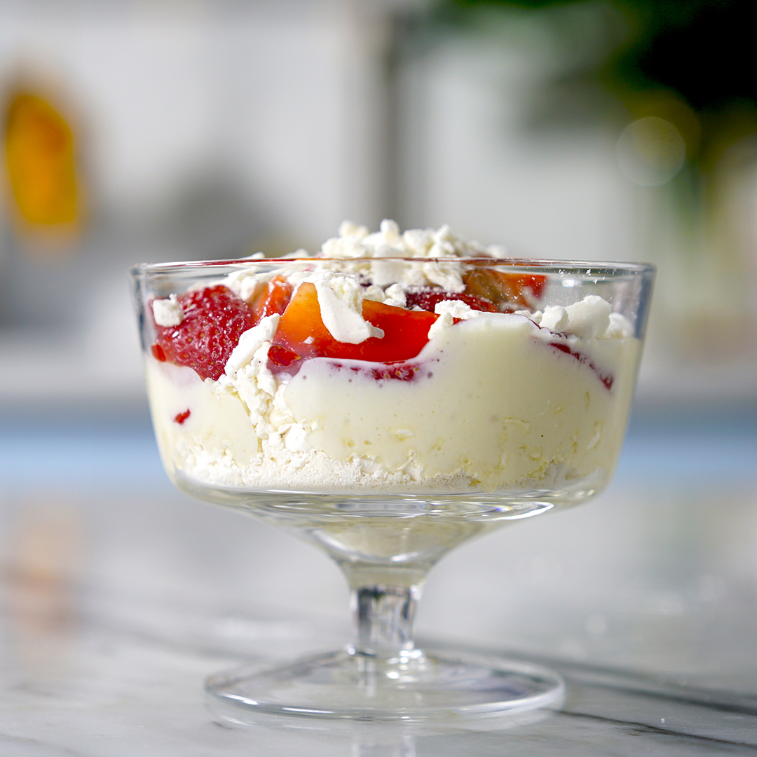 Verrine de Morango com Merengue 